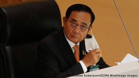 Constitutional Court: Thailand's prime minister can remain in office | Constitutional Court: Thailand's prime minister can remain in office | Current Asia | DW