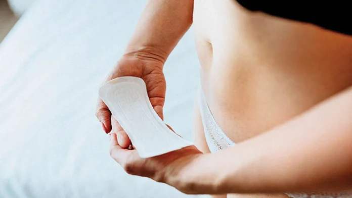 Women Health : गर्भपातानंतर महिलांना किती दिवस होतो रक्तस्राव?