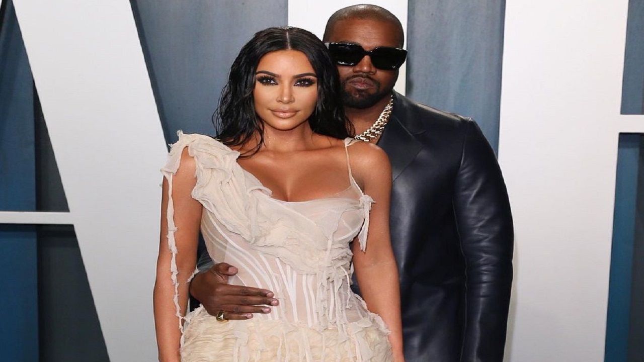 Kanye West: Kim Kardashian declared legally single from Kanye West Kanye West: Kim Kardashian declared legally single from Kanye West