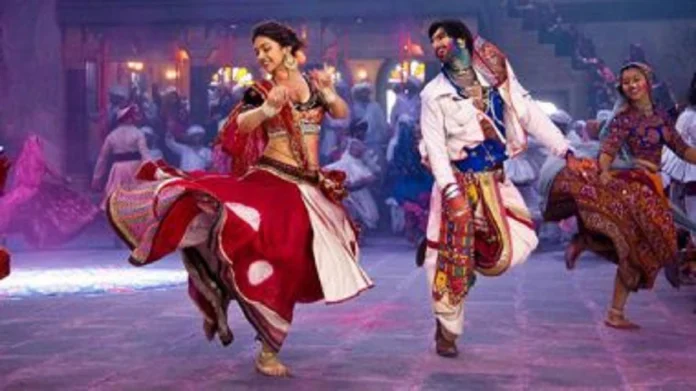 Learn Garba Dance Steps at Home and Garba Dance Videos Navratri 2022: Get pregnant this year! Learn Garba Dance Steps at Home