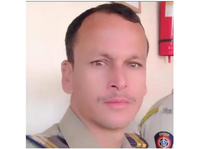 Parbhani News Police Personnel Disappeared After Suicide Whatsapp Status 


