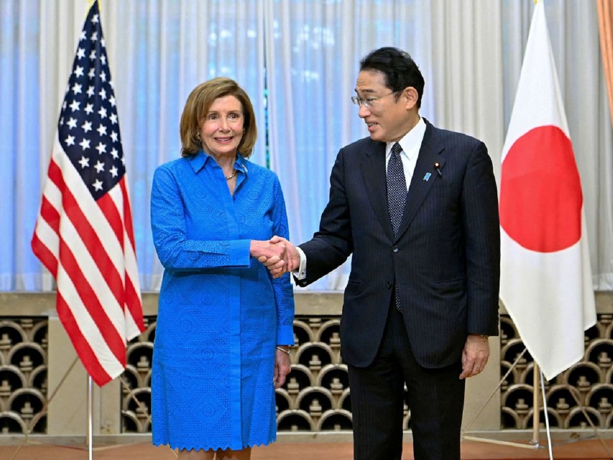 Pelosi meets Japan's PM amid tensions with China, discusses cooperation Pelosi meets Japan's PM amid tensions with China, discusses cooperation in maintaining peace in the Gulf of Taiwan