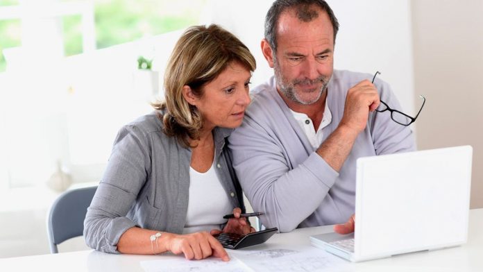 Retirement: a new online service for a fairer calculation of Les assurés âgés de 55 à 57 ans auront accès en priorité au nouvel outil permettant de compléter en ligne son relevé de carrière.
