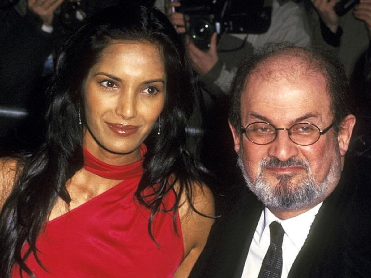 Salman Rushdie on ventilator after surgery, lost one eye, knife Salman Rushdie on ventilator after surgery, lost one eye, knife in liver, damaged