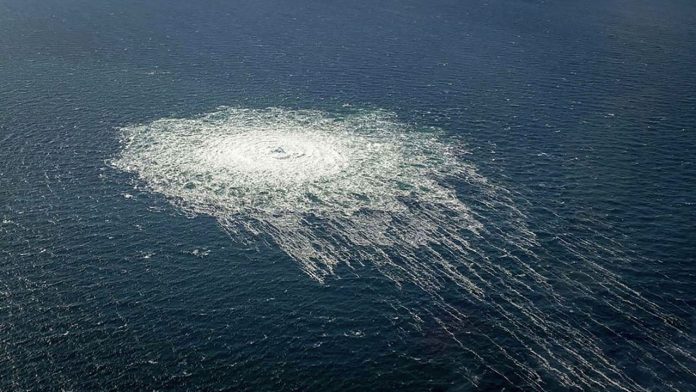 Suspicion of sabotage on Russian Nord Stream gas pipelines L'armée danoise a diffusé des photos de bouillonnements à la surface de la mer Baltique, allant de 200 mètres à 1 kilomètre de diamètre.