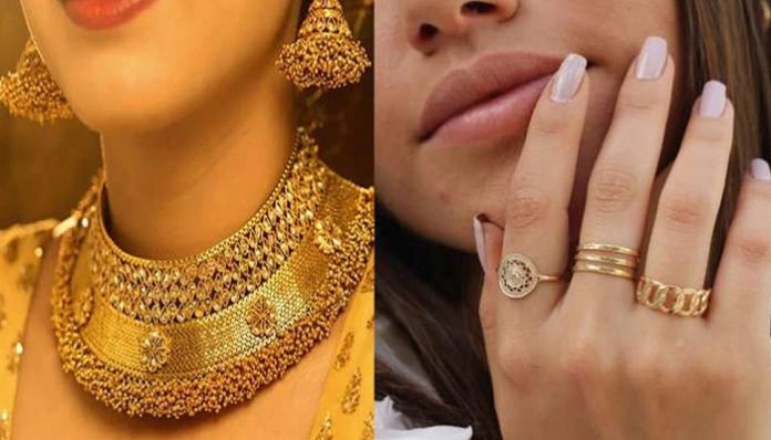 Three big reasons behind why you do not wear gold Gold Jewellery: पायात का नाही घालत सोन्याचे दागिने? 'त्या' मागील 3 मोठी कारणं समोर