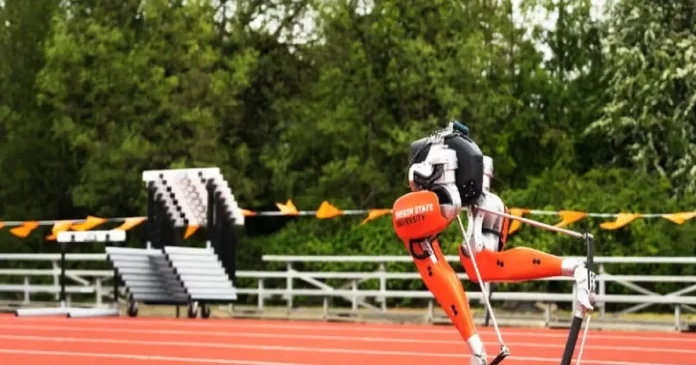  Will Robots Challenge Runners Like Usain Bolt?  Set a record by running 100 meters in 24 seconds;  watch video

