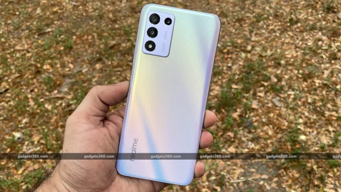 The Best Smartphones You Can Buy Under Rs. 20,000