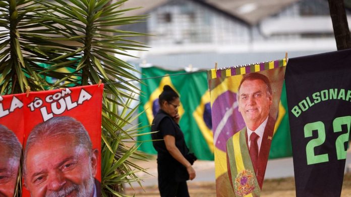 Luiz Inacio Lula da Silva et Jair Bolsonaro prolongent leur duel pour la présidence du Brésil.