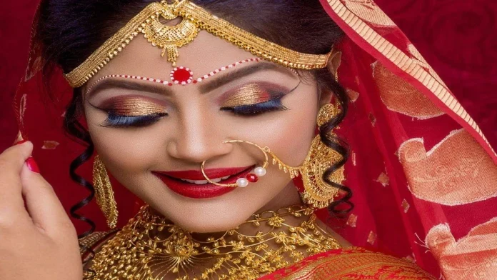 Gold health Benefits:अंगावर सोने घालण्याचे शरीराला अनेक फायदे होतात,जाणून घ्या