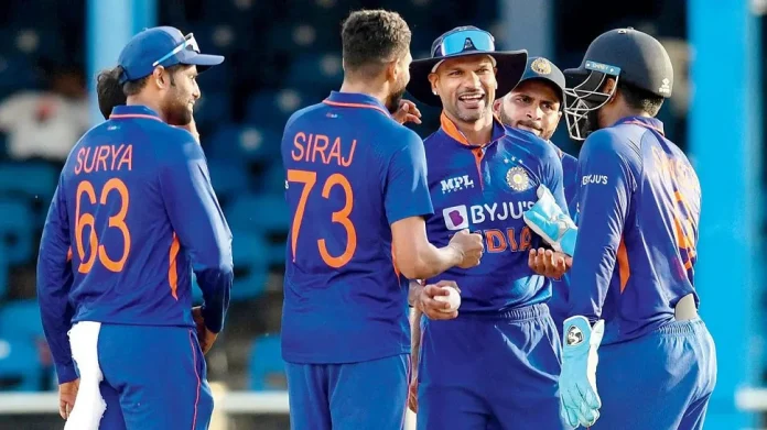 India vs South Africa 2nd T20 Team India announced, Shikhar IND VS SA : दक्षिण आफ्रिकेविरुद्धच्या वनडे मालिकेसाठी टीम इंडियाची घोषणा, 'या' खेळाडूंना विश्रांती