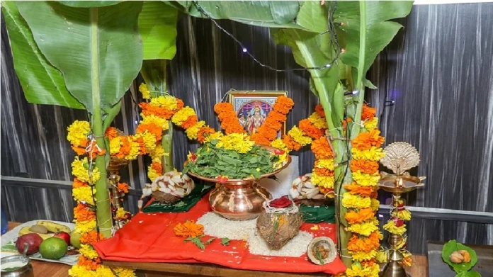 सत्यनारायण पूजा चुकली म्हणून पुजाऱ्याचा कान कापला; का दिली इतकी क्रूर शिक्षा वाचा