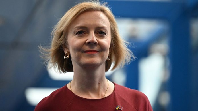 United Kingdom: Kwarteng's decline does not solve budgetary problems La nouvelle Première ministre britannique, Liz Truss, entend désormais baisser les impôts de 43 milliards de livres d'ici à mars 2027.