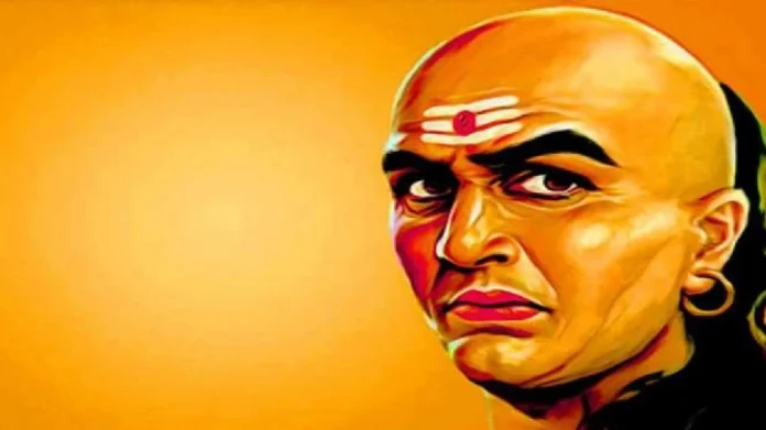 पुरुषांची ही गुपितं स्त्रियांना कळतच नाहीत, जाणून घ्या काय सांगते Chanakya Niti